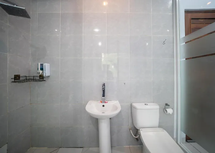 Uma 3*